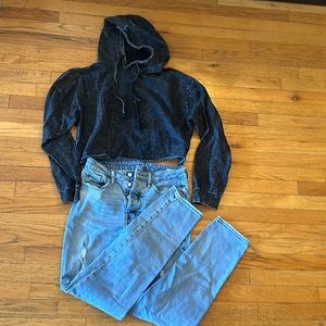 Cropped sweat and distressed jean set